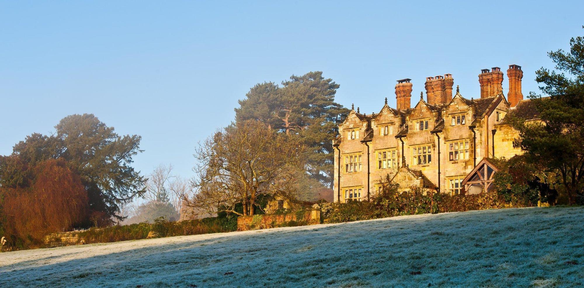 Gravetye Manor Hotel East Grinstead Exterior photo